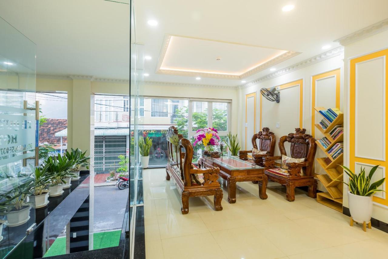 Th Quy Nhon Hotel Buitenkant foto